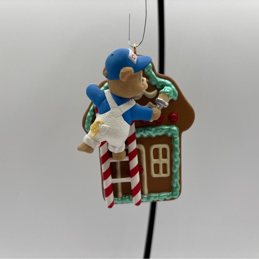 Hallmark Keepsake Ornament Dated 1998 Vintage Dad‎ Handcrafted
